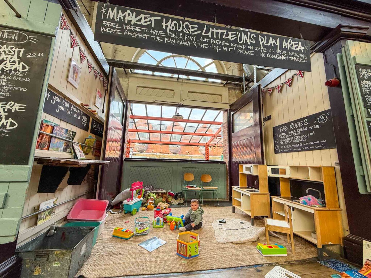 breakfast brunch Altrincham, kids play area inside Alty market