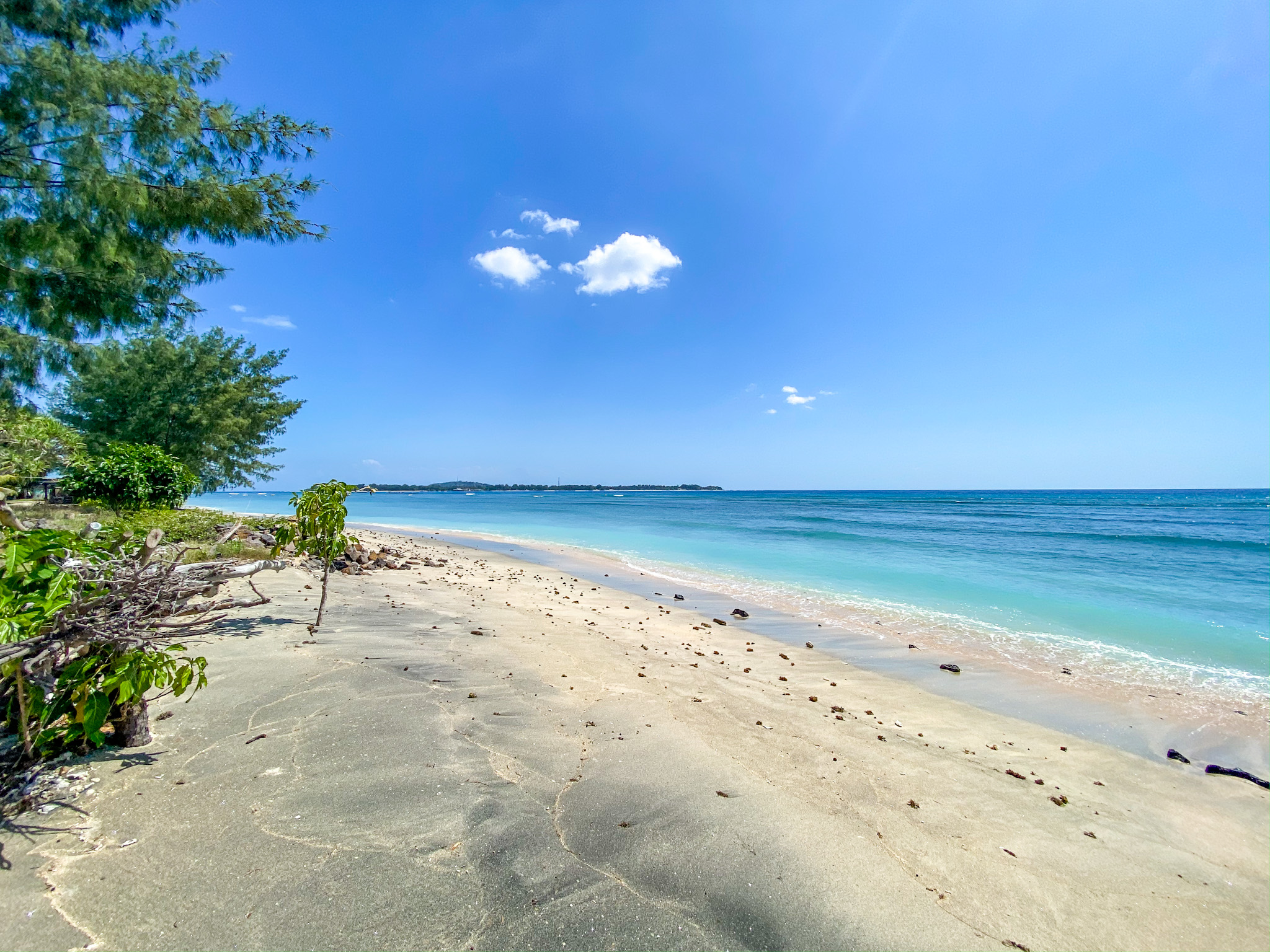 best countries to visit in September, Gili Islands beach
